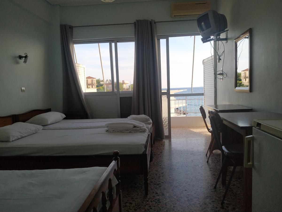 Poulea Rooms Kalamata Dış mekan fotoğraf